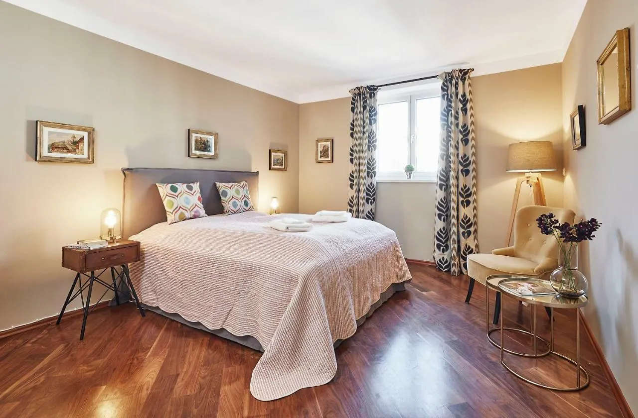 Ferienwohnung Vienna Penthouse 2 0*,